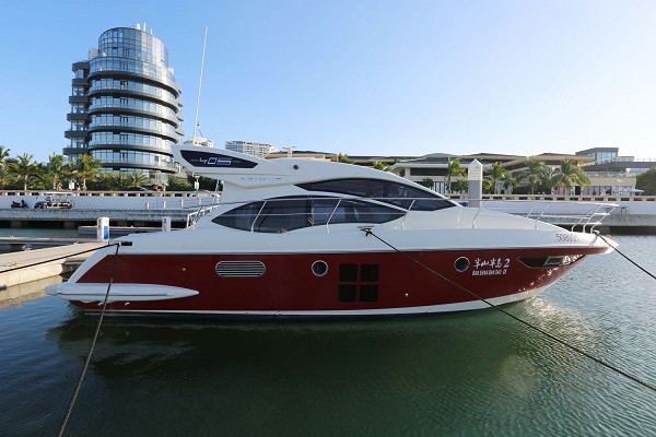AZIMUT 40