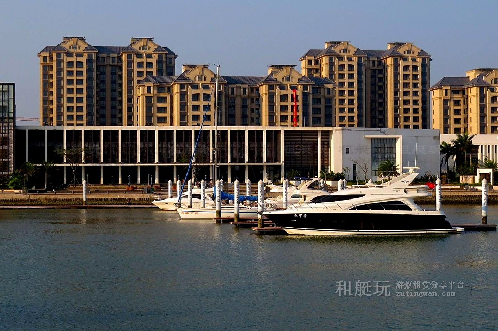 海南?？谛虏簫u國際游艇會