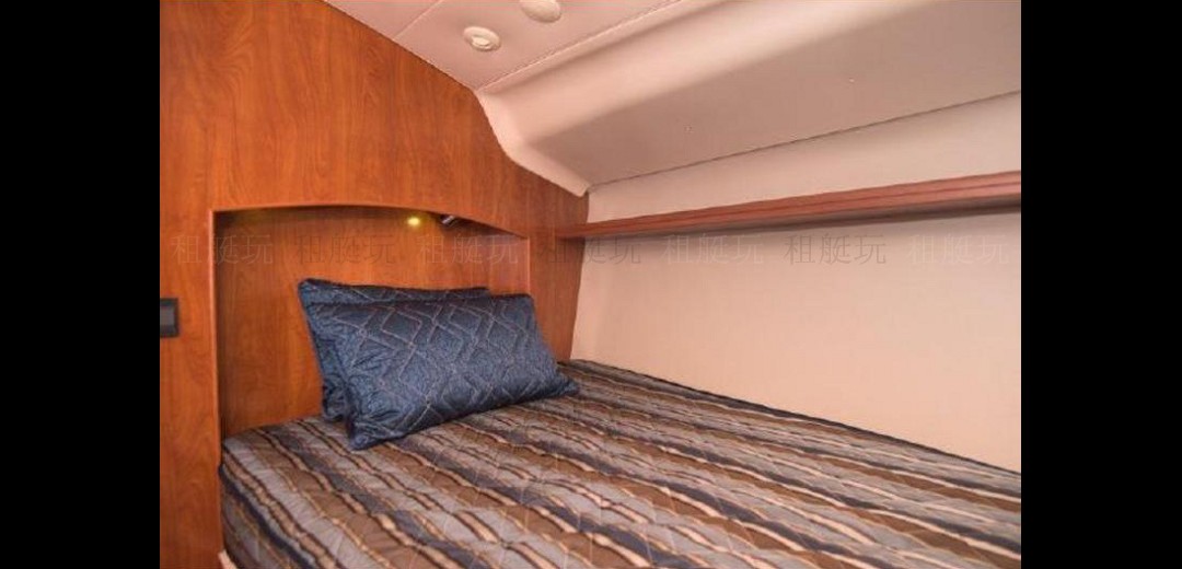 Hunter 41 Deck Salon Hunter 41 Deck Salon