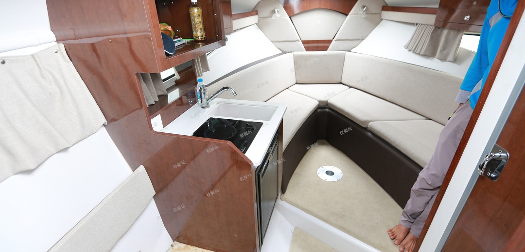 Fourwinns V275 Fourwinns V275