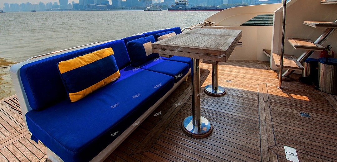 臺(tái)灣AVA 49豪華游艇 12 臺(tái)灣AVA 49豪華游艇 12