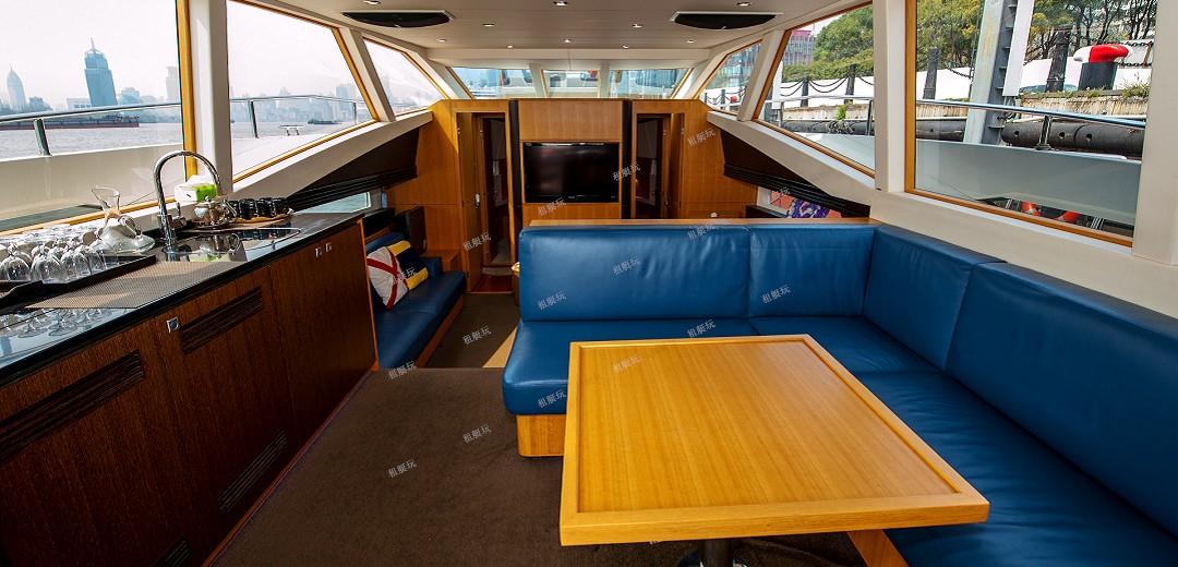 臺(tái)灣AVA 49豪華游艇 12 臺(tái)灣AVA 49豪華游艇 12