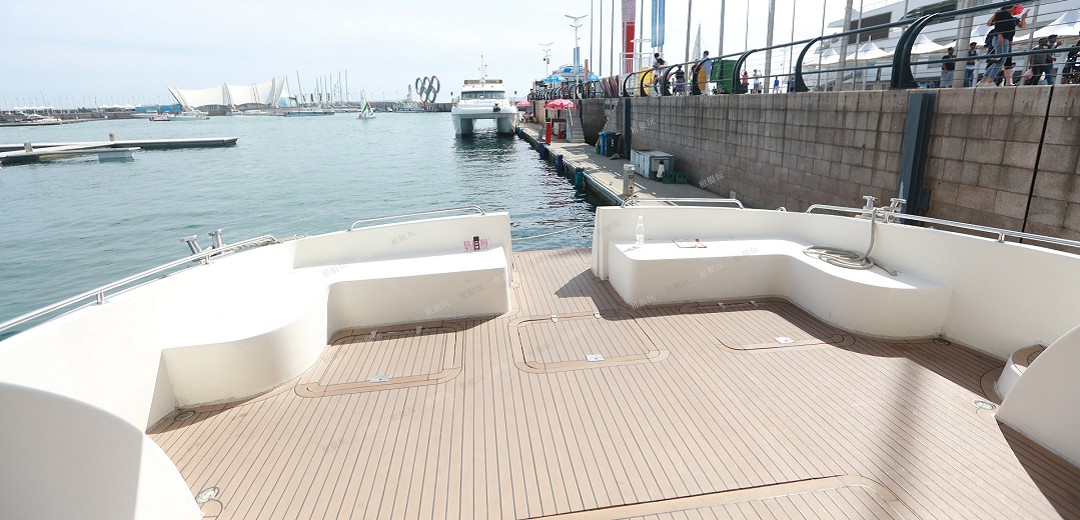 80英尺豪華游艇 80英尺豪華游艇