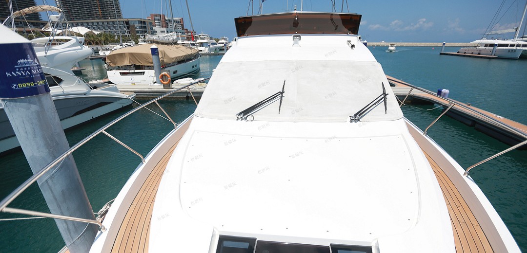 46英尺飛橋游艇 46英尺飛橋游艇