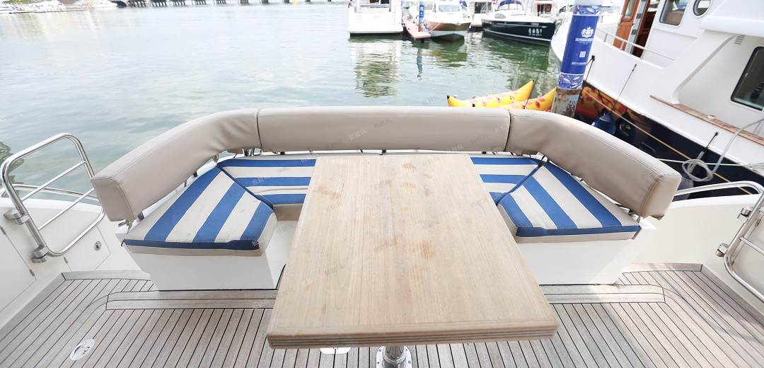 70英尺飛橋游艇 70英尺飛橋游艇